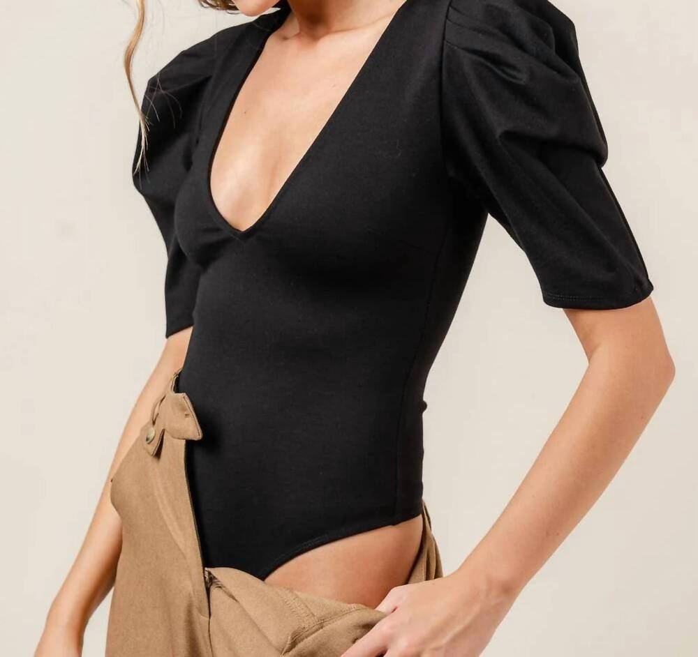 NEW FORE COLLECTION gabby v-neck bodysuit in black
